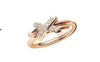 明星戒指牌子的,揭秘明星挚爱的戒指品牌传奇